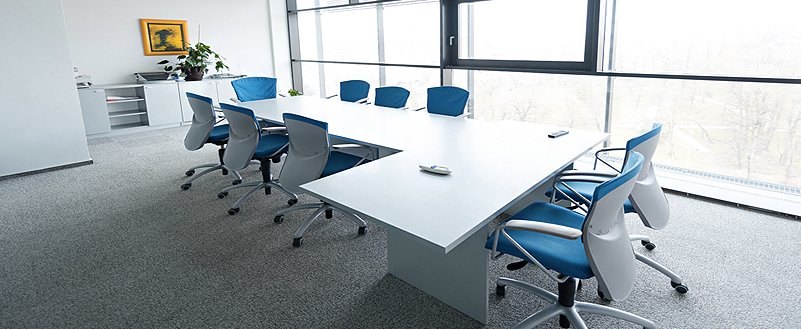 kontoritoolide keemiline puhastus